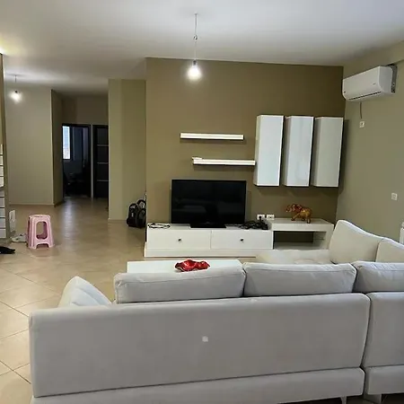 In Berat. Apartman *